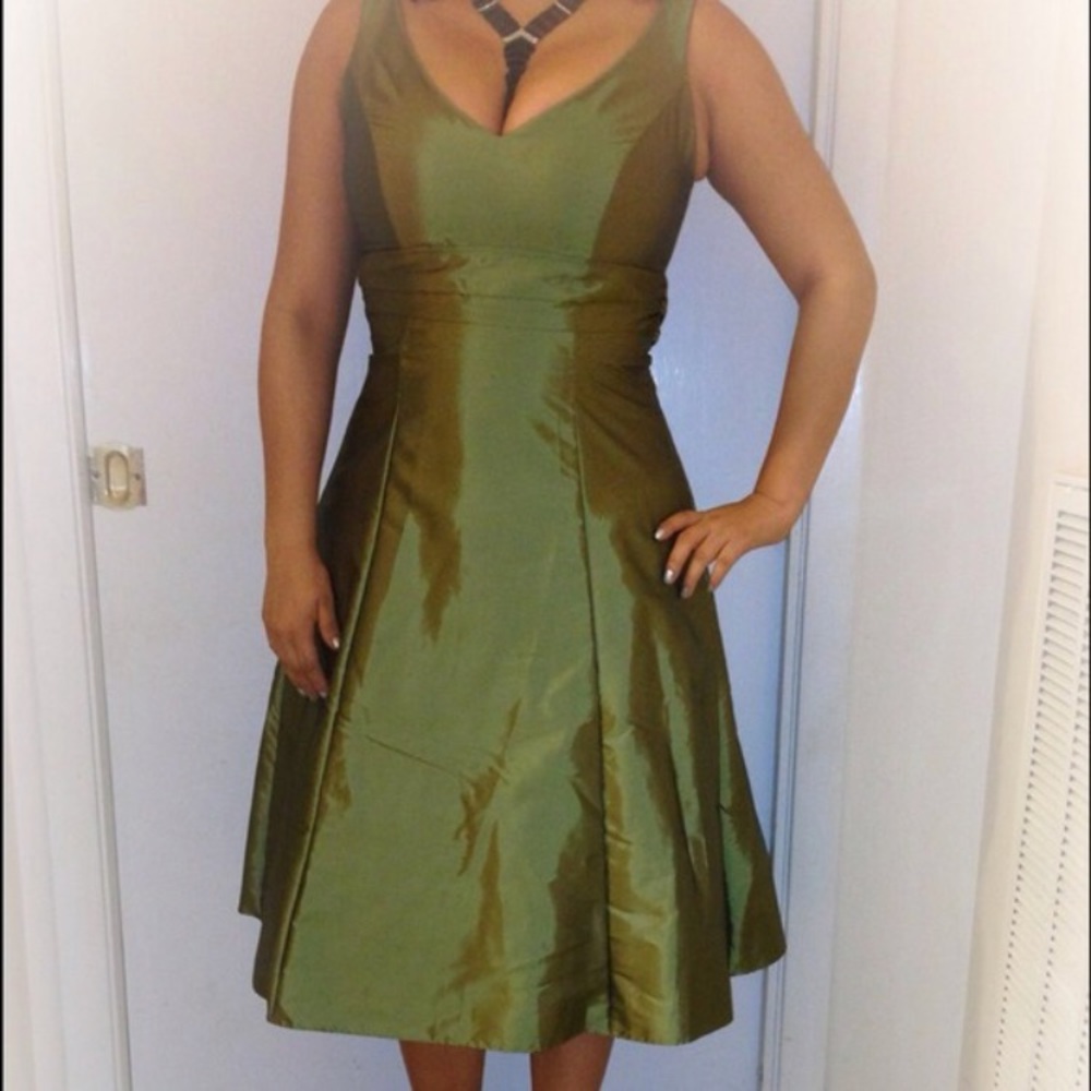 Formal Gown Taffeta Tea-Length
